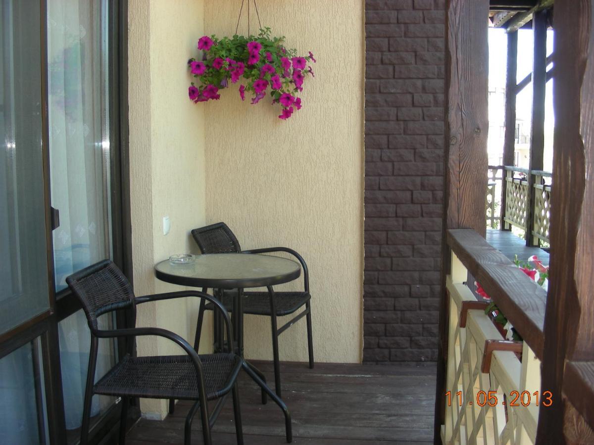 Гостиный Двор Odessa Exterior foto